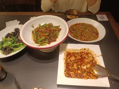 -纳家楼·地道陕菜(劳动路店)