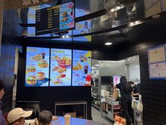 -麦当劳(北苑秋实路店)