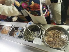 -芳婆糕团店(王府大街店)