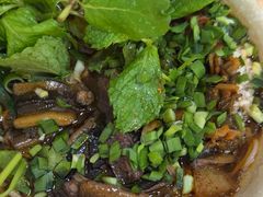-铭记嘎洒生态鳝鱼(迎春街店)