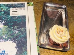 红丝绒杯子-洛佩塔蛋糕