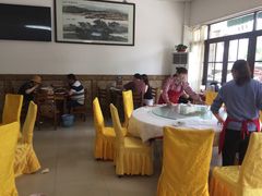 大堂-芸海阁·农家私房菜(沙家浜景区出口店)