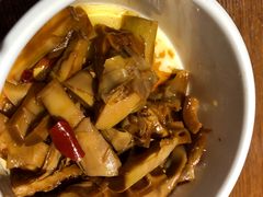 -渝是乎酸菜鱼(龙旗购物中心店)