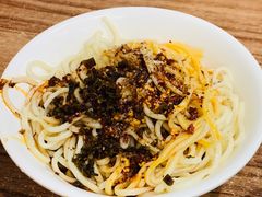 凉面-继红顺河抄手名小吃