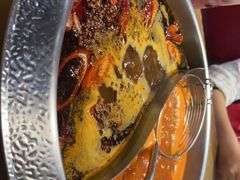 -左庭右院鲜牛肉火锅(金山万达店)