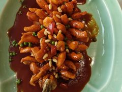 糖醋松子鱼-西湖春天•老字号杭州菜(百汇店)