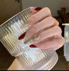 -睫毛弯弯·美甲美睫
