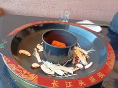 -三江两海老火锅(北京首店)