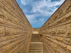 -盘龙城国家考古遗址公园