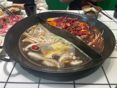 -扎起市井老火锅(乐山总店)