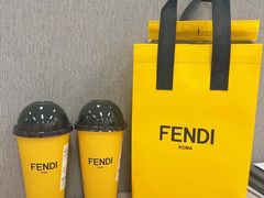 -喜茶(北京华贸购物中心店)