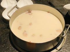 -煲宫猪肚鸡(昆山金鹰国际购物中心店)