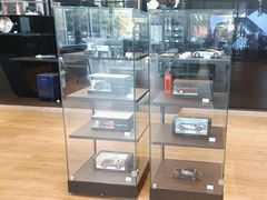 -奔驰上海利星(七宝店)