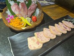 -湊湊火锅·茶憩(南京东路悦荟店)