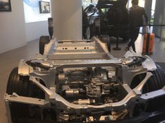 -TESLA 特斯拉(广州天环广场体验店)