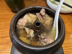 秋栗汽锅鸡单人份-云海肴·汽锅鸡·云南代表菜(天山百盛优客店)