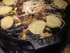 -燚店·铁板鱼蛙·烤肉·烤串(北新桥店)