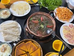 -银同牦牛肉火锅