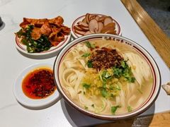 -老王四季抻面(南六东路店)