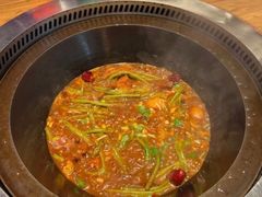 -山河屯铁锅炖·非遗东北菜(南山店)