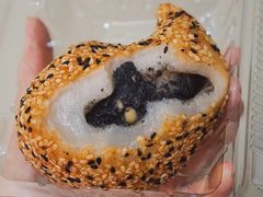 -白玉兰食品(汇联商厦店)