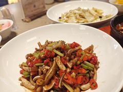 -艳阳天·非遗楚菜(武汉客厅店)