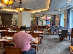 -汕尾巴黎半岛酒店