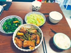-天鹅到家·保姆月嫂育儿嫂(朝阳店)