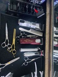 -纯剪男士理发馆·烫染专业店