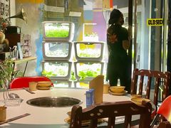 -六扇门潮汕牛肉火锅(BGC店)