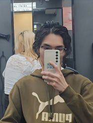 点击看大图 -藤野造型专业烫染接发