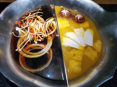 红颜花胶鸡锅-湊湊火锅·茶憩(上海合生汇店)