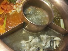 菌王奇香锅-老诚一锅羊蝎子(黄寺大街店)