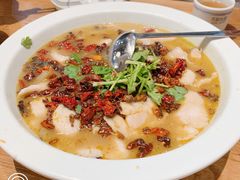 老陕大碗鱼-大厨小馆(华阳城店)