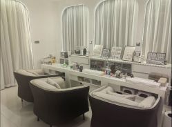 -Miss·A日式美甲美睫