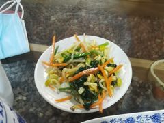 -陇上全荟兰州传统牛肉面(延吉路店)