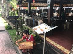 -Pundi Pundi Restaurant