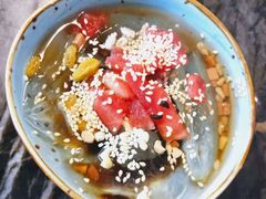 手工红糖冰粉-热火朝天鲜切牛肉火锅(南强街巷店)