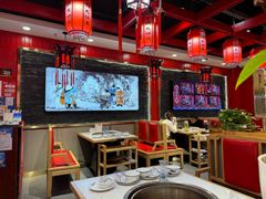 -鲁员外地锅鸡地锅鱼(龙湖江东天街店)