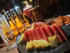 -FOUR PLAY BAR