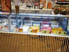 -VENCHI 闻绮(上海佛罗伦萨小镇店)