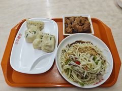 糖醋小肉冷面加绿豆芽-玉华饮食店(茅台路店)