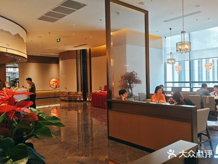 粤江春·早茶·潮粤菜·海鲜(西丽宝能环球汇店)图片