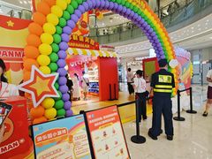 -周黑鸭(深圳龙岗区南岭内创店)