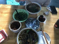 -越洋肖氏老米线(杨家坪店)