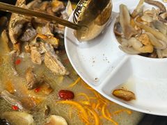 -野菌皇海景野生菌火锅(滨海大道店)