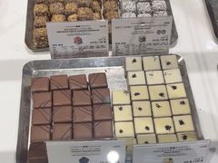 -VENCHI 闻绮(北京国贸商城店)