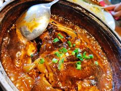 砂锅碟鱼头-双合园·海鲜水饺青岛菜(大尧三路店)