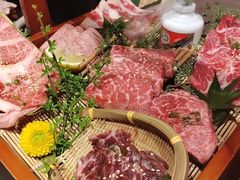 -山川小町·极番烧肉(新地假日广场店)
