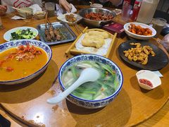 -琥珀老六龙虾(四里河店)